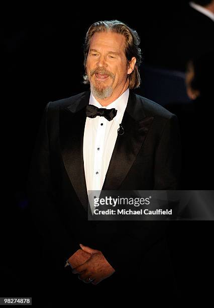 Actor Jeff Bridges onstage during the 82nd Annual Academy Awards held at Kodak Theatre on March 7, 2010 in Hollywood, California.
