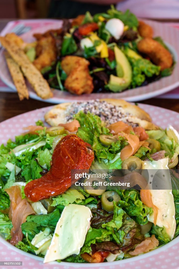 Argentina, Buenos Aires, La Panera Rosa Deli Market, Roasted pepper salad