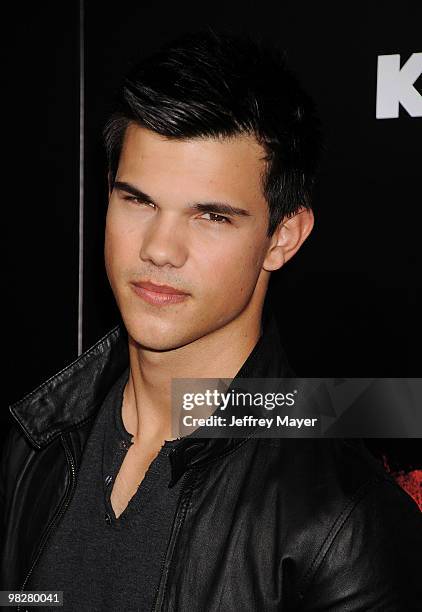 Actor Taylor Lautner arrives at the "The Runaways" Premiere at ArcLight Cinemas Cinerama Dome on March 11, 2010 in Hollywood, California.