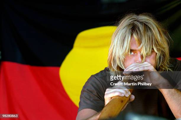 Xavier Rudd performs on stage at Falls Festival 2004 in Lorne, Australia.