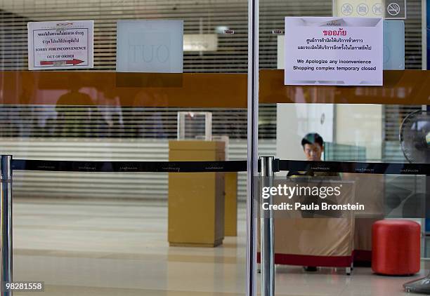 Bangkok's Paragon shopping mall remains closed as thousands of Red shirt supporters of former PM Thaksin Shinawatra defy the government for a fourth...