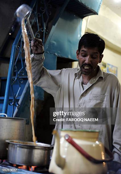 Sadiq Tea Pakistan Tea Photos and Premium High Res Pictures - Getty Images