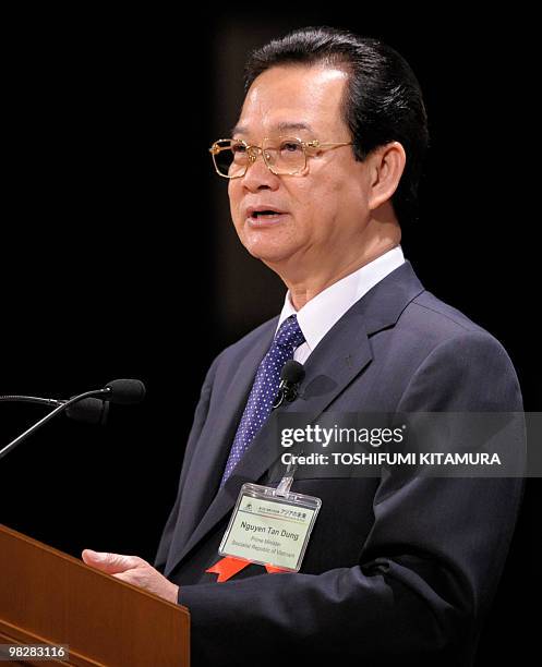 Vietnamese Prime Minister Nguyen Tan Dung delivers a keynote speech during the 15th International Conference on "The Future of Asia" at a Tokyo hotel...