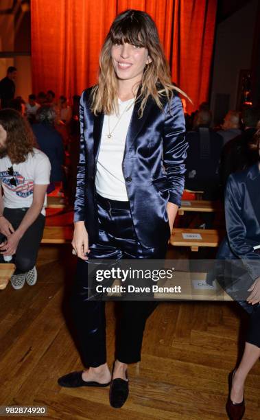 Lou Doillon, wearing Paul Smith, attends the Paul Smith SS19 Menswear Show during Paris Fashion Week at Elysee Montmartre on June 24, 2018 in Paris,...