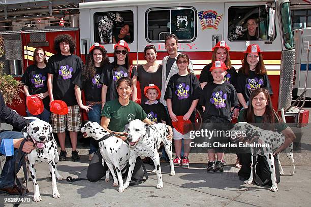 Actress Catia Ojeda, actor James Ludwig, UFAWC children and FDNY Firemen attend The Garden Of Dreams Foundation and the FDNY welcome "The 101...