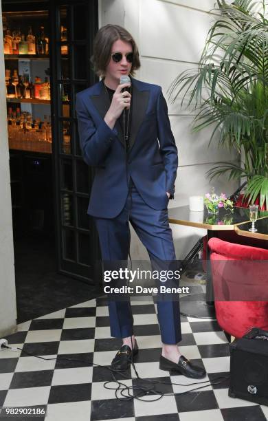 Tom Ogden of Blossoms performs at the Paul Smith SS19 VIP dinner during Paris Fashion Week at Hotel Particulier Montmartre on June 24, 2018 in Paris,...