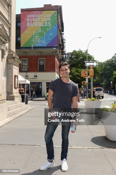 Vita Coco and Netflix’s “Queer Eye” star Antoni Porowski debut Vita Coco's new Vita Coco Sparkling beverage and The Free Rides program on June 24,...