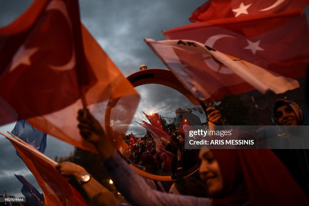 TOPSHOT-TURKEY-POLITICS-VOTE