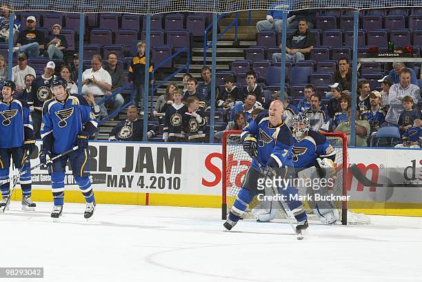 Keith Tkachuk of the St. Louis Blues warms up before the game against the Columbus Blue Jackets on April 5, 2010 at Scottrade Center in St. Louis,...