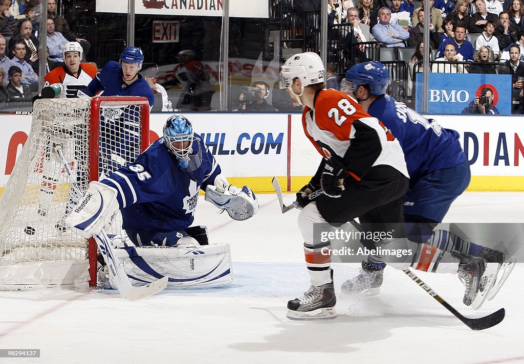 Philadelphia Flyers v Toronto Maple Leafs