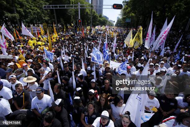 Supporters of Mexico's presidential candidate Ricardo Anaya, standing for the "Mexico al Frente" coalition of the PAN-PRD-Movimiento Ciudadano...