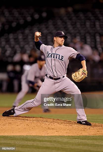 Shawn Kelley of the Seattle Mariners pitches against the Oakland Athletics at the Oakland-Alameda County Coliseum on April 6, 2010 in Oakland,...