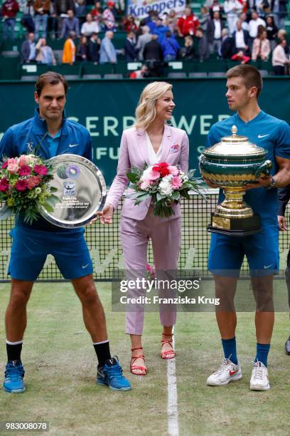 Tennis player Roger Federer, Gerry Weber testimonial international supermodel Eva Herzigova and tennis player Borna Coric during the Gerry Weber Open...