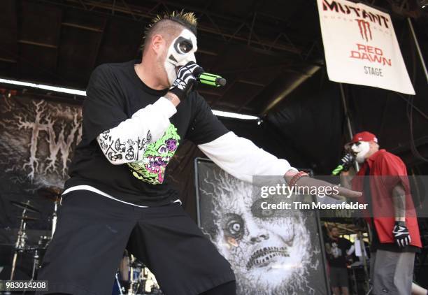 Monoxide Rapper Monoxide Child Photos and Premium High Res Pictures - Getty Images