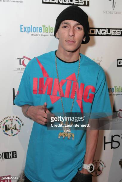 Khleo Thomas arrives at Boulevard3 on April 6, 2010 in Hollywood, California.
