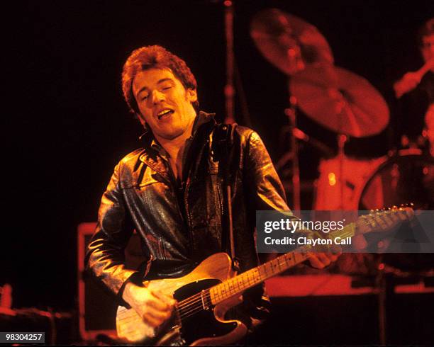 Springsteen December 1978 Winterland Photos and Premium High Res Pictures - Getty Images