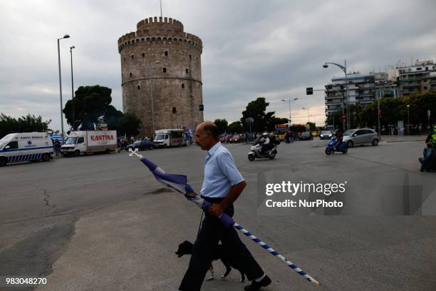 People are demonstrating at Thessaloniki protesting against the aggreement between the Greek and FYROM's goverments about the rename of the FYROM to...