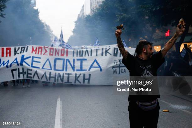 People are demonstrating at Thessaloniki protesting against the aggreement between the Greek and FYROM's goverments about the rename of the FYROM to...