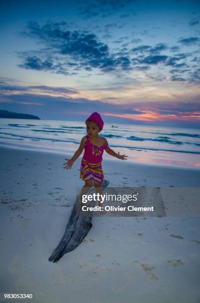 aina love the beach - aina stock pictures, royalty-free photos & images