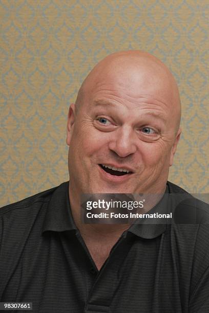 Michael Chiklis at the Four Seasons Hotel in Beverly Hills, California on October 6, 2008. Reproduction by American tabloids is absolutely forbidden.