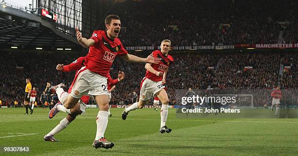 Darron Gibson of Manchester United celebrates scoring their first goal during the UEFA Champions League Quarter-Final Second Leg match between...