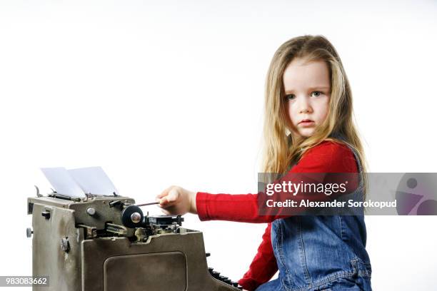 Girl Using Typewriter Girl Typewriter Photos and Premium High Res Pictures - Getty Images