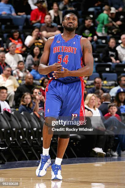 Jason Maxiell of the Detroit Pistons looks up during the game against the Golden State Warriors on February 27, 2009 at Oracle Arena in Oakland,...