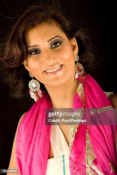 modern indian woman - paul piebinga stock pictures, royalty-free photos & images