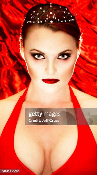 red queen - evil queen stock pictures, royalty-free photos & images