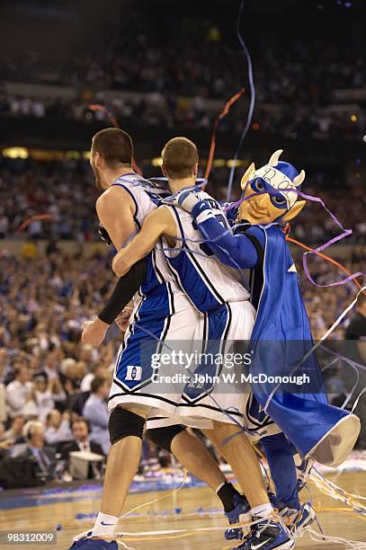 Final Four: Duke Blue Devils mascot, Brian Zoubek and Jon Scheyer victorious after game vs Butler. Indianapolis, IN 4/5/2010 CREDIT: John W. McDonough