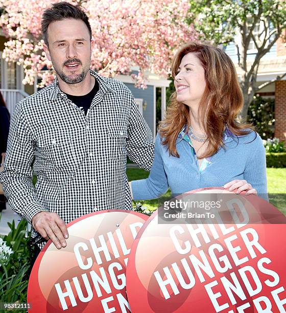 David Arquette and Dana Delany attend "Child Hunger Ends Here" neighborhood celebrity rally on Wisteria Lane at NBC Universal lot on April 7, 2010 in...