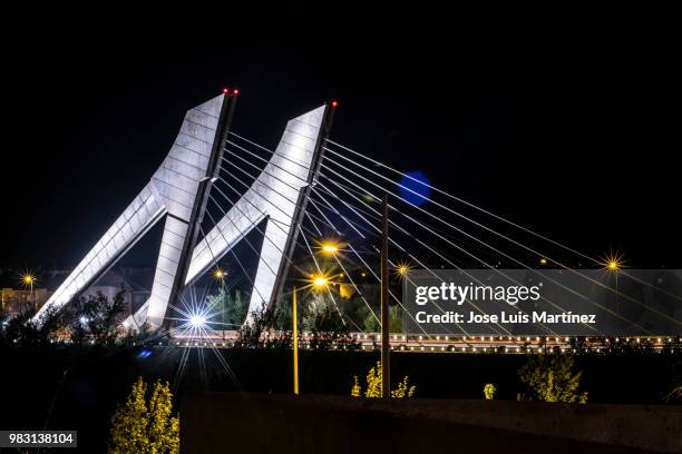 vallaluz - the hispanic bridge - valla stockfoto's en -beelden