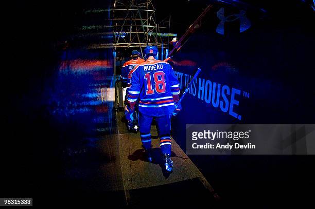 Ethan Moreau of the Edmonton Oilers heads to the ice for a game against the Colorado Avalanche at Rexall Place on April 7, 2010 in Edmonton, Alberta,...