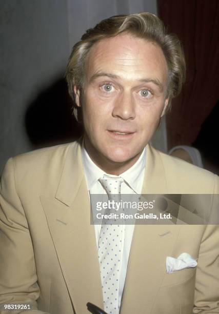 Actor Christopher Cazenove attends the Wrap-Up Party for the Fifth Season of "Dynasty" on April 20, 1986 at Bruno's of Hollywood in Hollywood,...