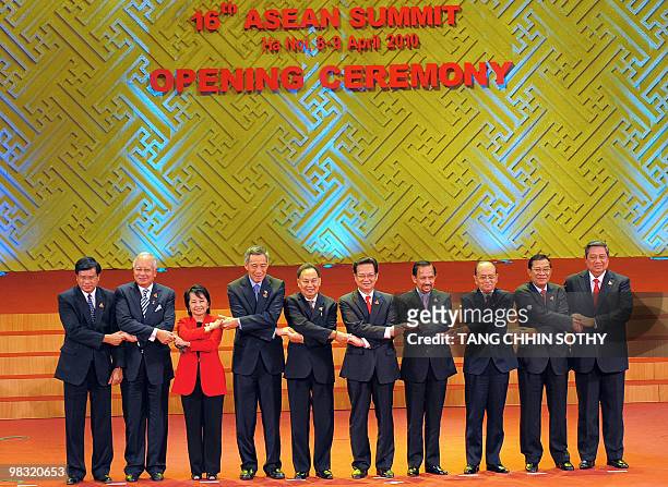 Pictured are leaders of the Association of Southeast Asian Nations : Laos Prime Minister Bouasone Bouphavanh, Malaysian Prime Minister Najib Razak,...