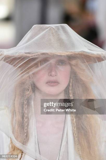 Leah Rodl walks the runway during the Ann Demeulemeester Menswear Spring/Summer 2019 show as part of Paris Fashion Week on June 22, 2018 in Paris,...