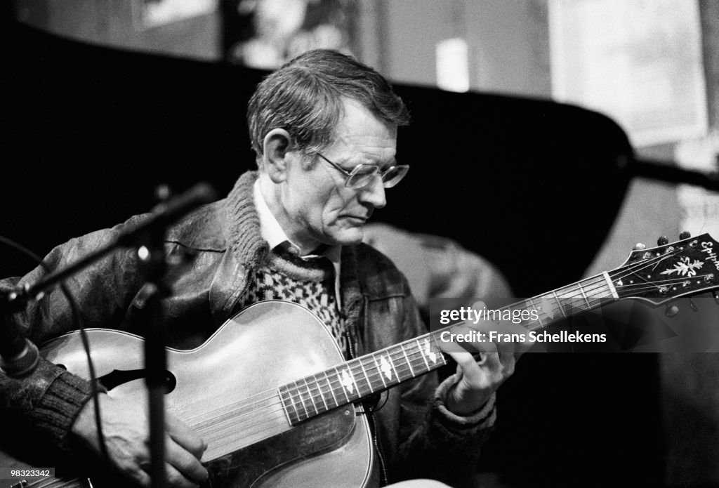 Derek Bailey Performs Live In Amsterdam