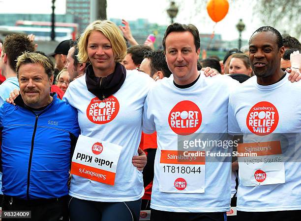 Eddie Izzard, Jodie Kidd, David Cameron and Winston Squire take part in the Sainsbury's Sport Relief London Mile on March 21, 2010 in London, England.