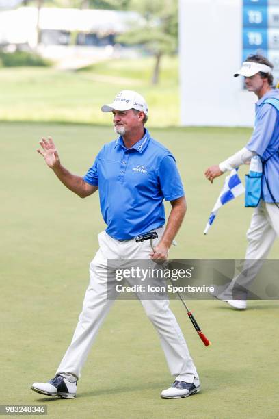 Jerry Kelly waves to the crowd after finishing in second place at the American Family Insurance Championship Champions Tour golf tournament on June...