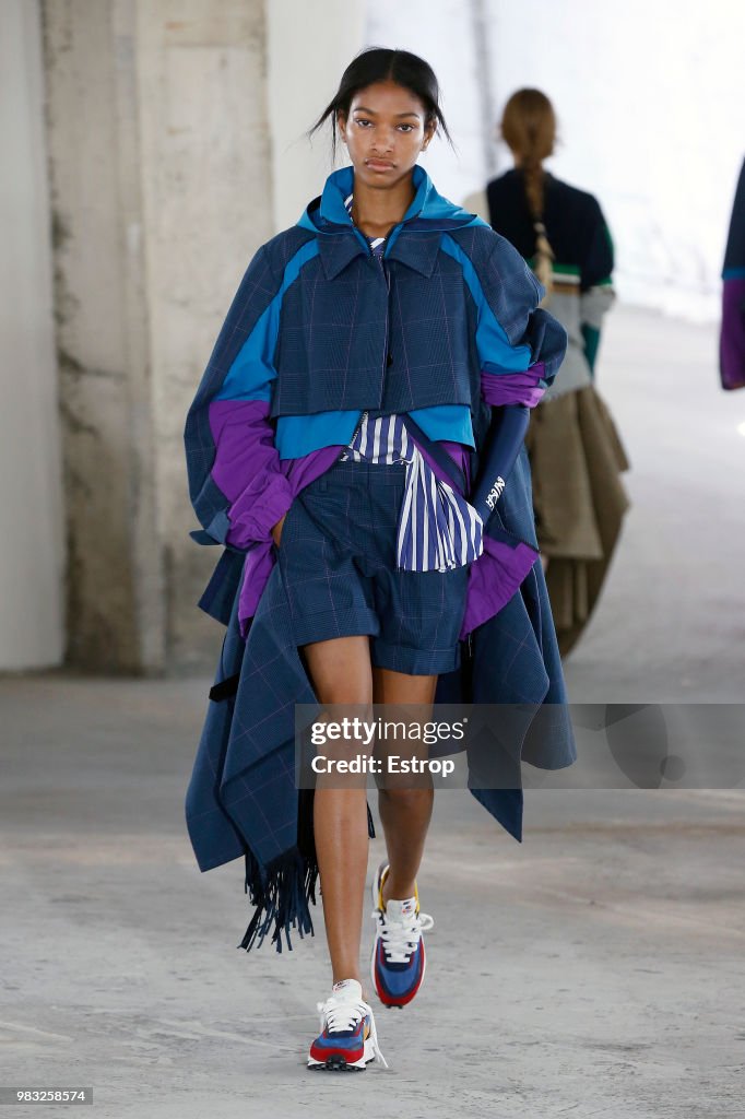 Sacai: Runway - Paris Fashion Week - Menswear Spring/Summer 2019