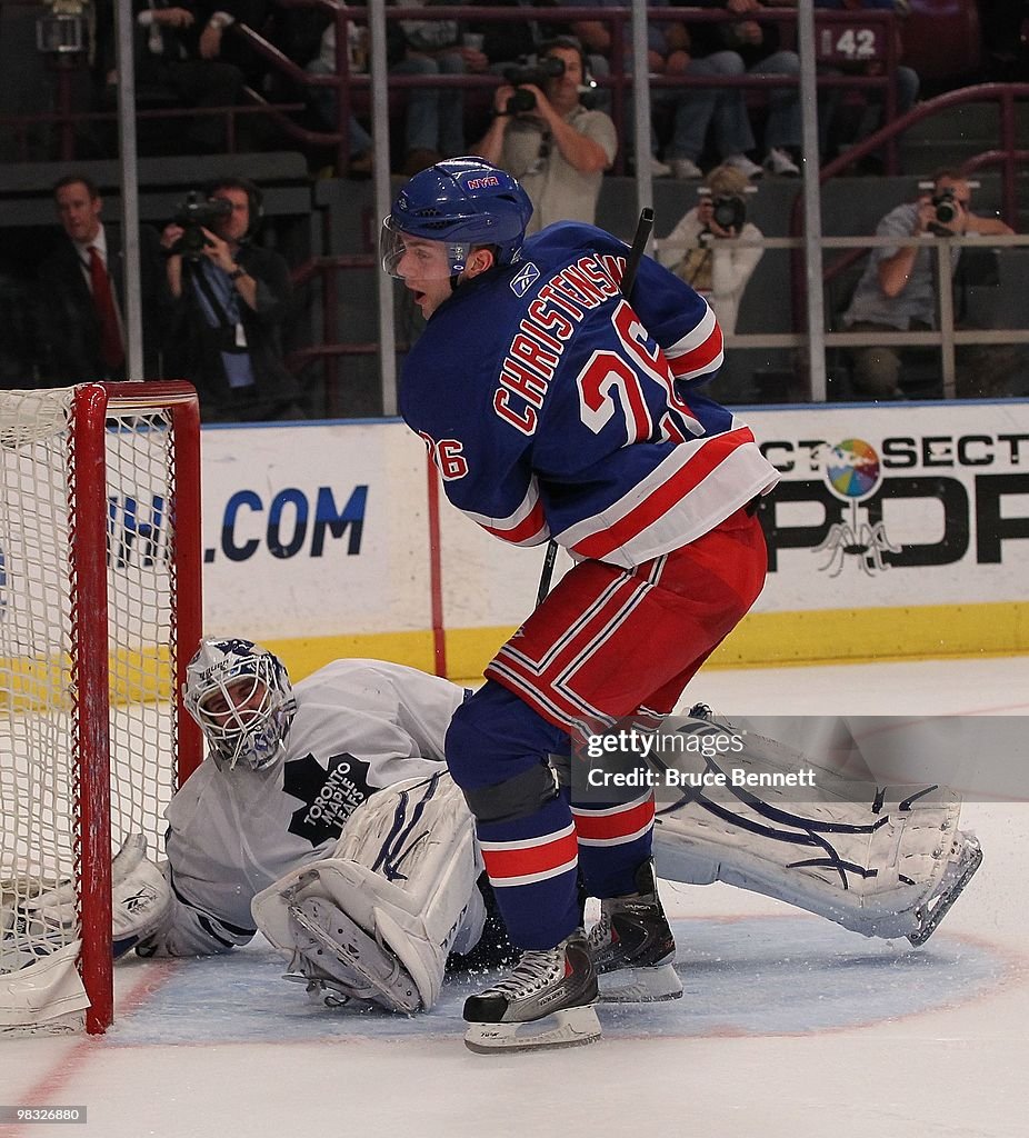 Toronto Maple Leafs v New York Rangers