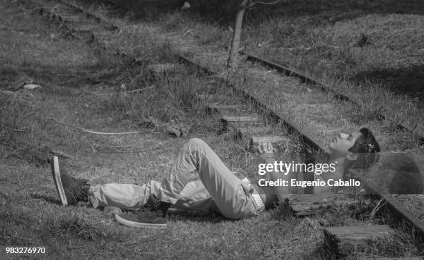 resting on the rails - 1950 2015 stock pictures, royalty-free photos & images