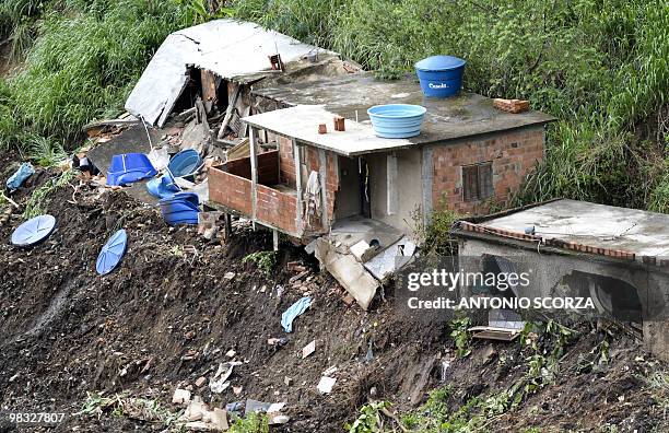 View of partly destroyed houses following a landslide in Vicoso Jardim shantytown on April 08, 2010 in Niteroi, 25 Km northern of Rio de Janeiro,...