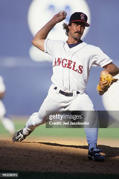 Gene Nelson of the California Angels pitches during the game against the Minnesota Twins at Anaheim Stadium on August 1, 1993 in Anaheim, California.