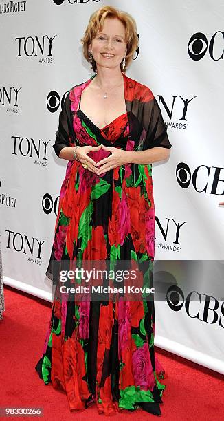 Actress Kate Burton attends the 63rd Annual Tony Awards at Radio City Music Hall on June 7, 2009 in New York City.