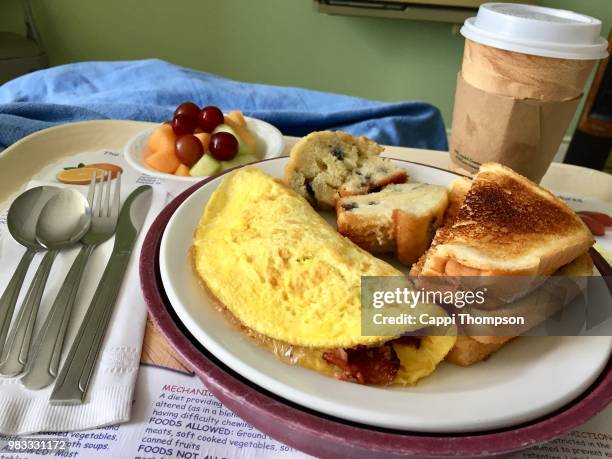 hospital breakfast - cappi thompson 個照片及圖片檔