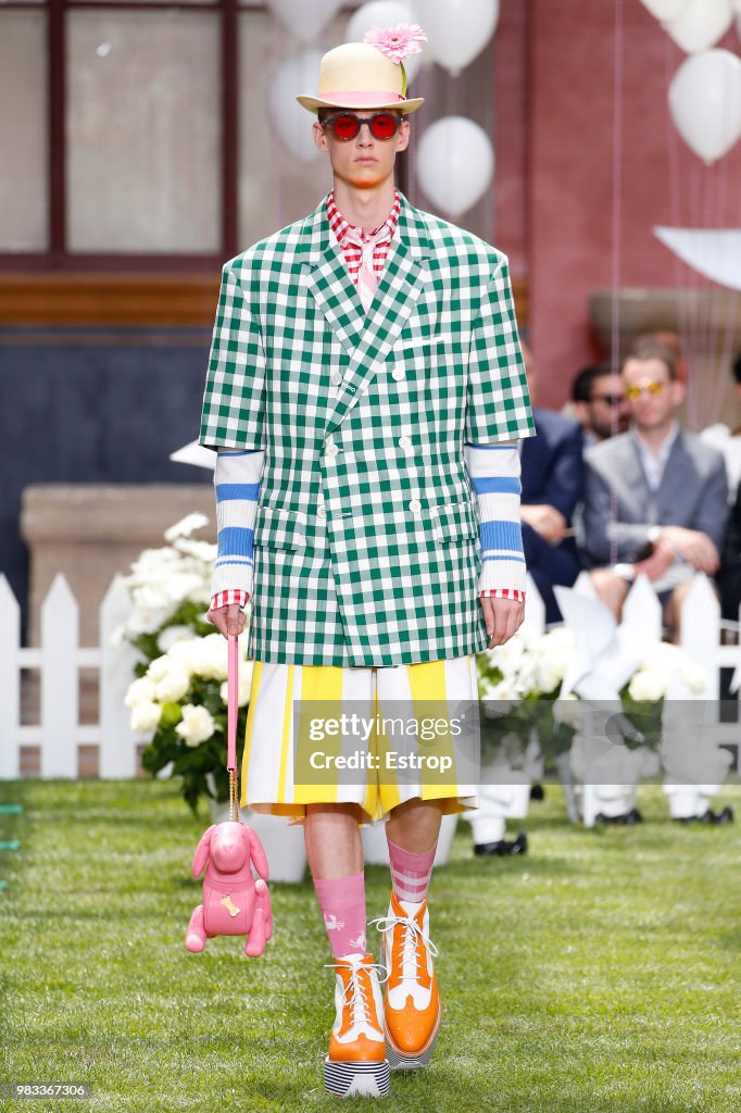 Thom Browne: Runway - Paris Fashion Week - Menswear Spring/Summer 2019