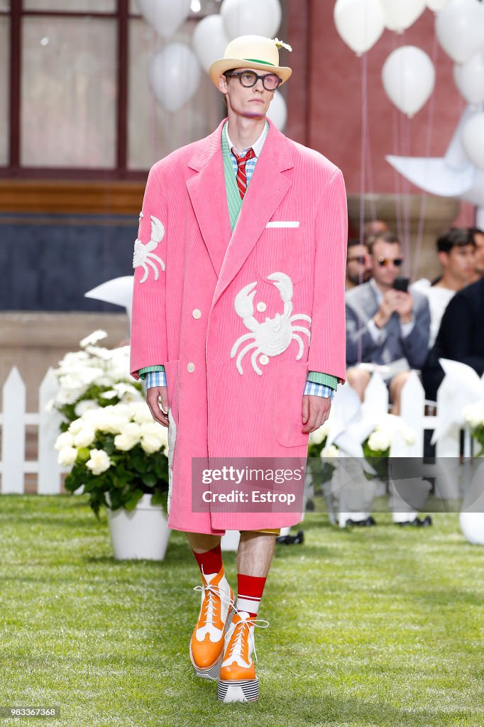 Thom Browne: Runway - Paris Fashion Week - Menswear Spring/Summer 2019