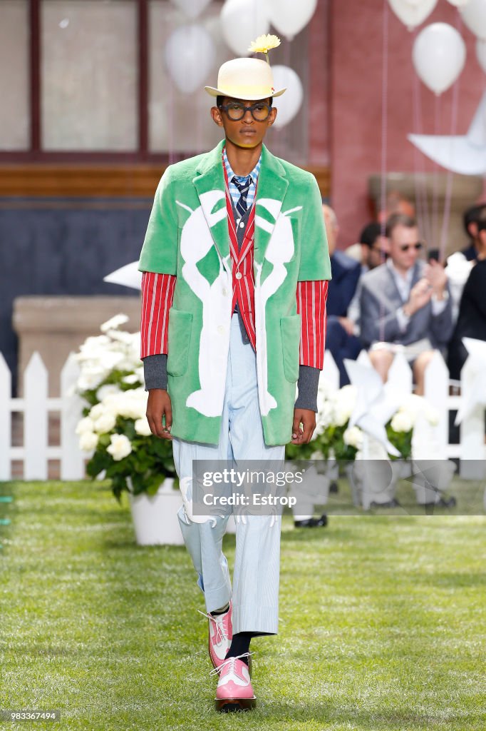 Thom Browne: Runway - Paris Fashion Week - Menswear Spring/Summer 2019