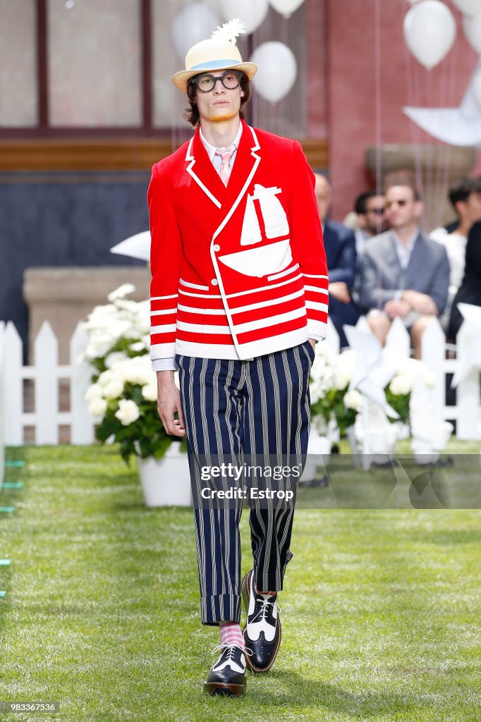 Thom Browne: Runway - Paris Fashion Week - Menswear Spring/Summer 2019
